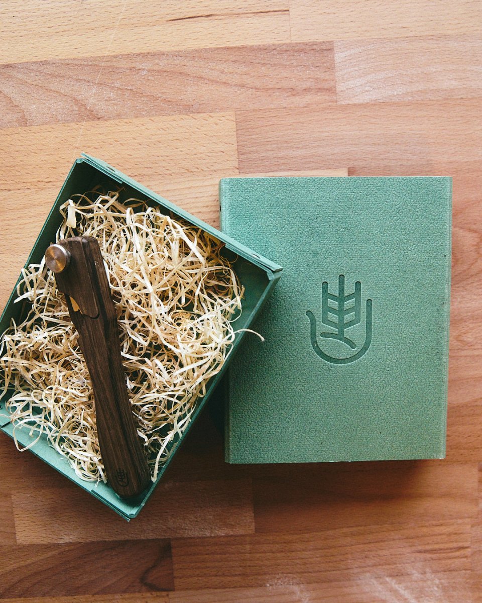 Handcrafted box for Bread Lames and Bench Knives - SIMPEL - sourdough & coffee