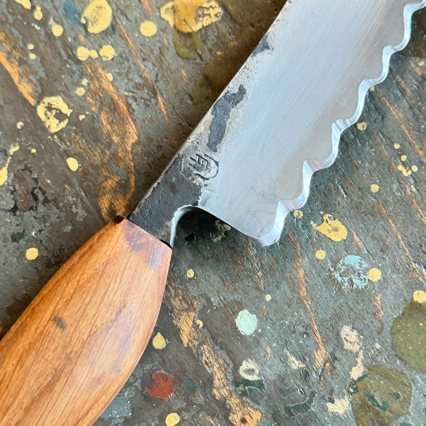 Artisan Bread Knife (Oak)