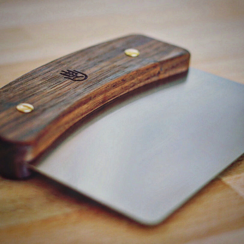 Bench Knife (Smoked Oak)